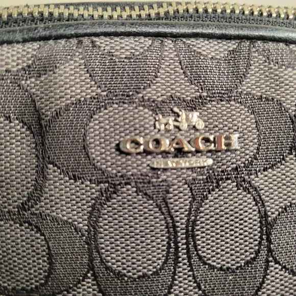 Coach Signature Gray Handbag - Picture 2 of 13